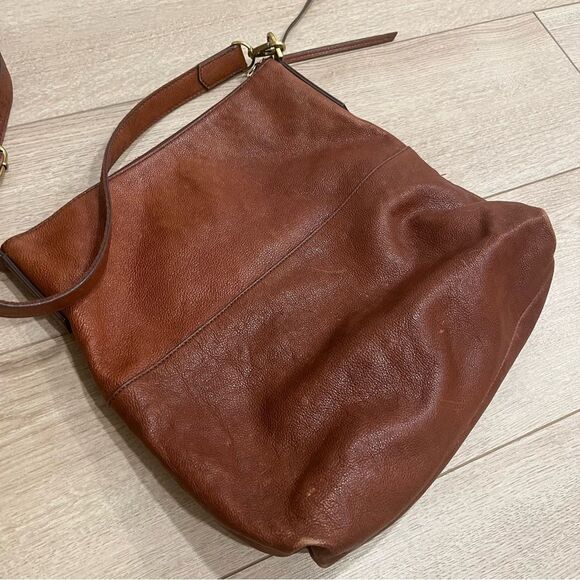 Fossil Amelia Hobo Brown Cowhide Leather Crossbody Bag - Picture 4 of 10